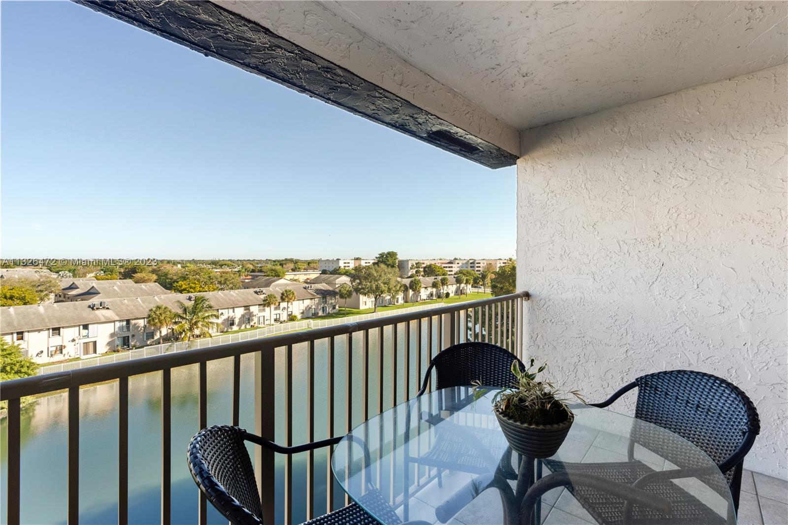KENDALL LAKE TOWERS CONDO - Residential