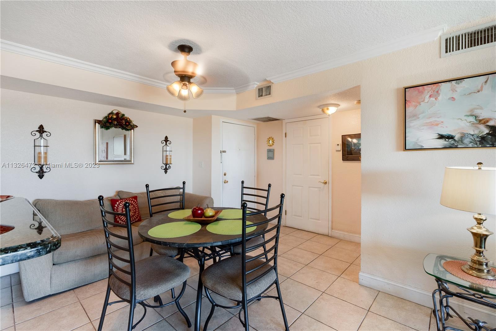 KENDALL LAKE TOWERS CONDO - Residential