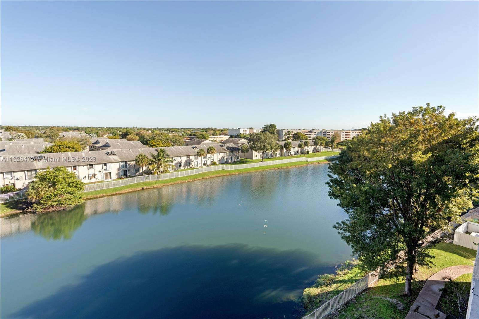KENDALL LAKE TOWERS CONDO - Residential
