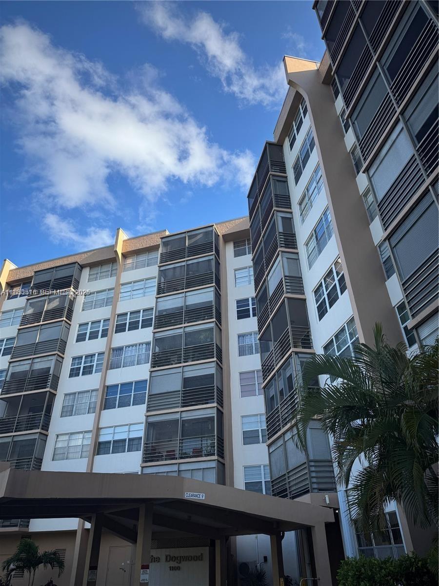 PARK PLACE CONDOMINIUM NO - Residential