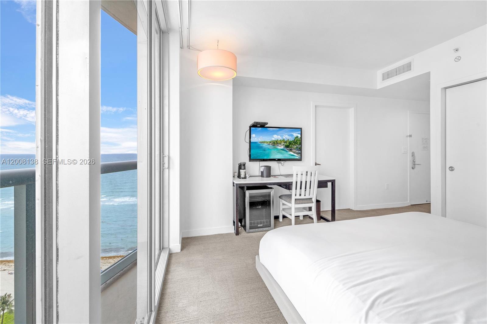 SOLE CONDO - Residential
