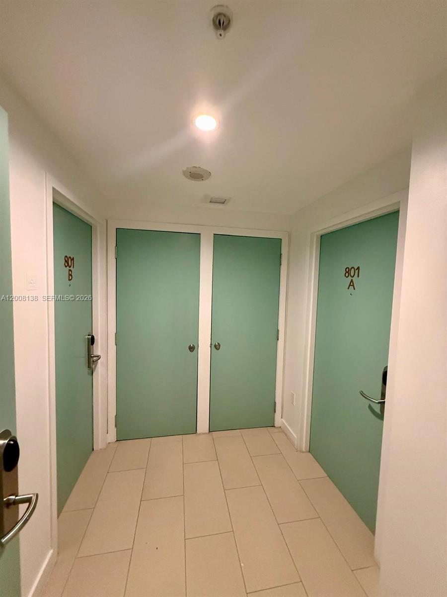 SOLE CONDO - Residential