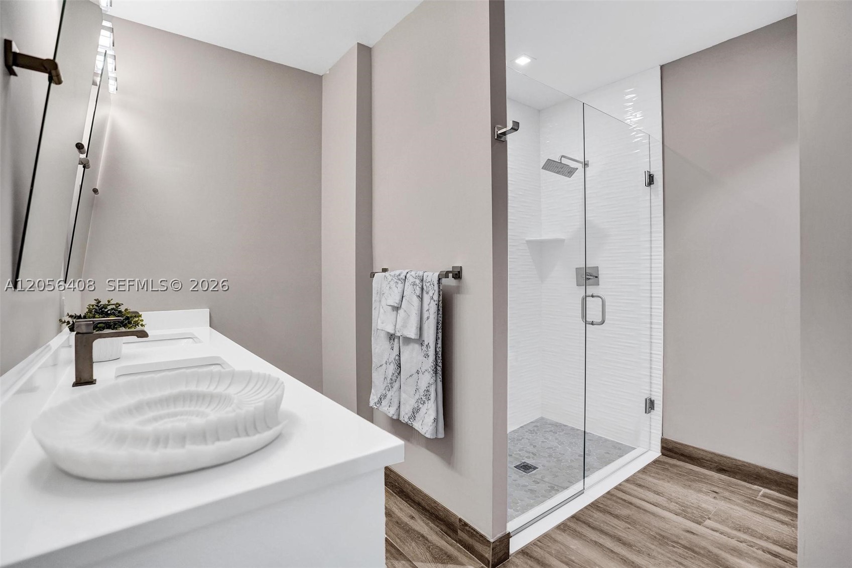 SAILFISH COVE ON THE RIVER - Residential Lease