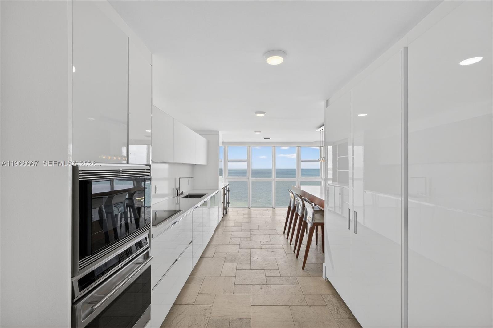 MAR-AZUL CONDO - Residential