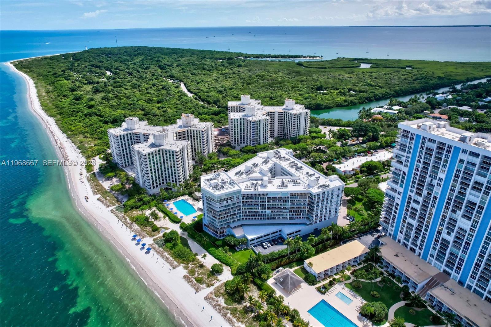 MAR-AZUL CONDO - Residential