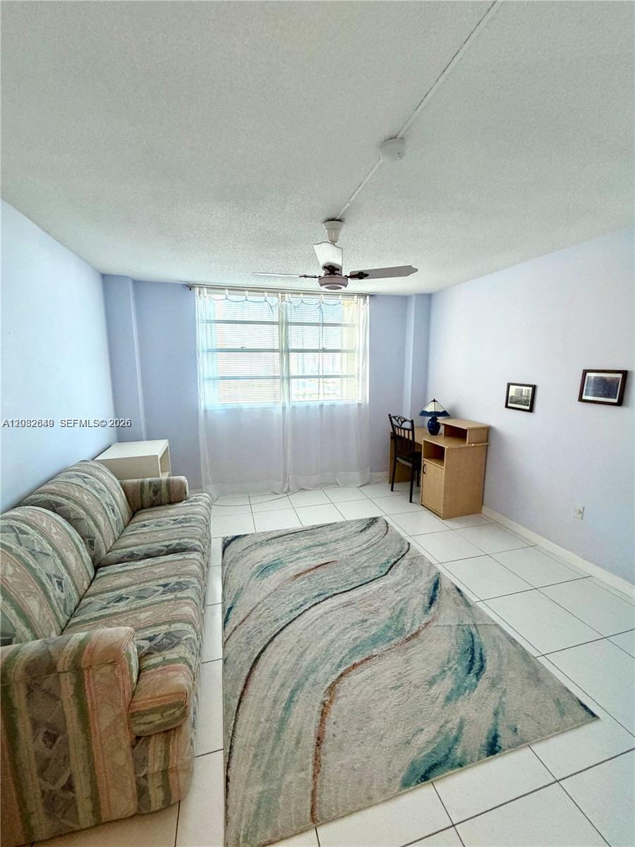 PLAZA TOWERS NORTH CONDO - Residential