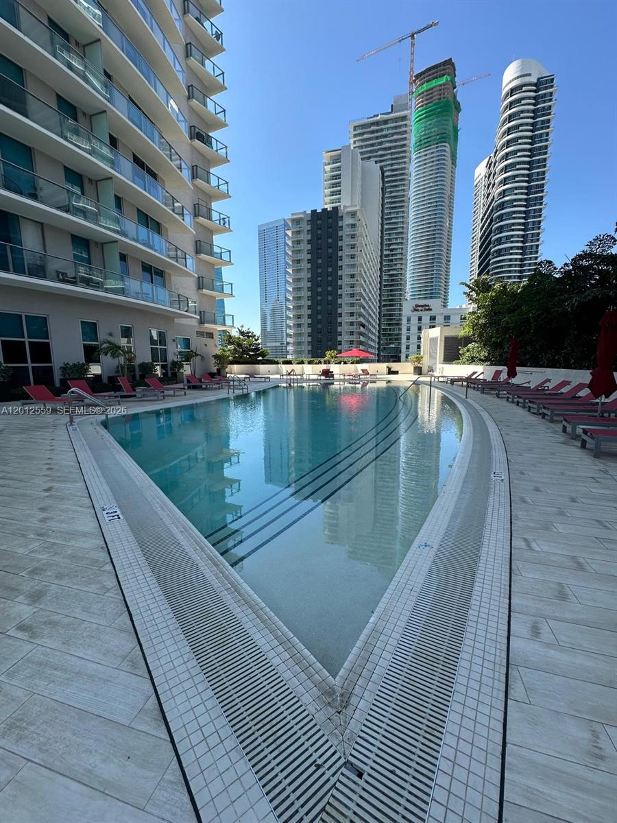 1100 MILLECENTO RESIDENCE - Residential