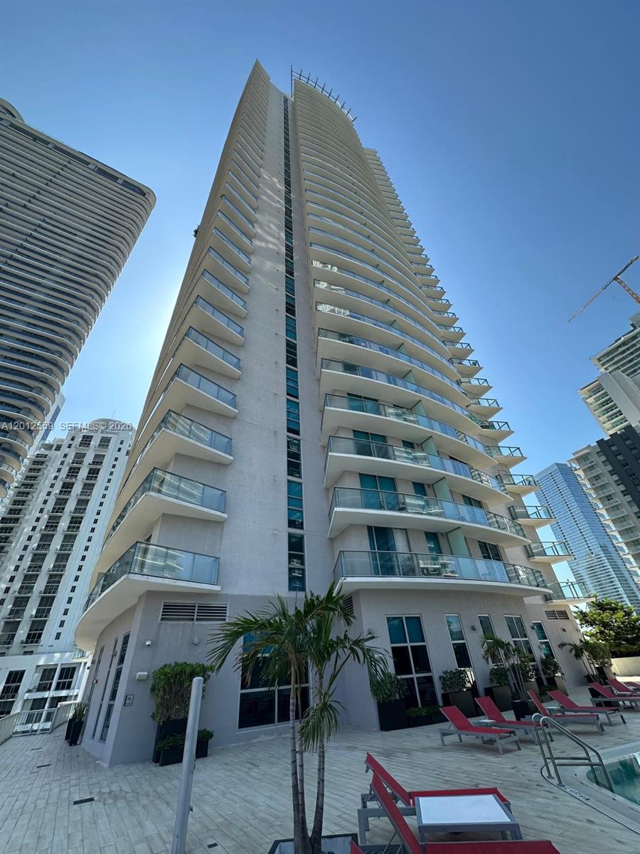 1100 MILLECENTO RESIDENCE - Residential