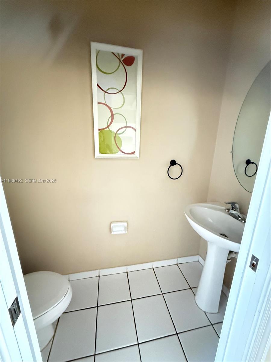 TOWNGATE CONDO TWELVE - Residential