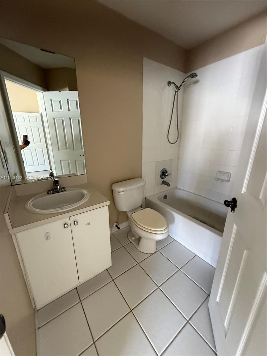 TOWNGATE CONDO TWELVE - Residential
