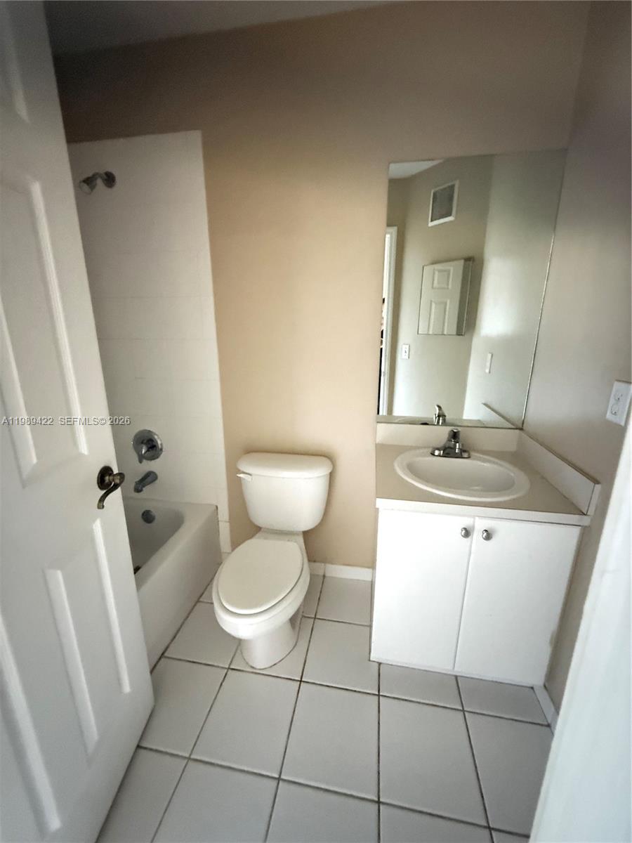 TOWNGATE CONDO TWELVE - Residential