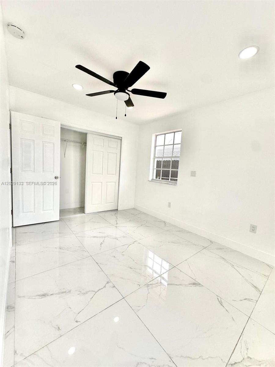 6TH ADDN TO HIALEAH - Residential Lease