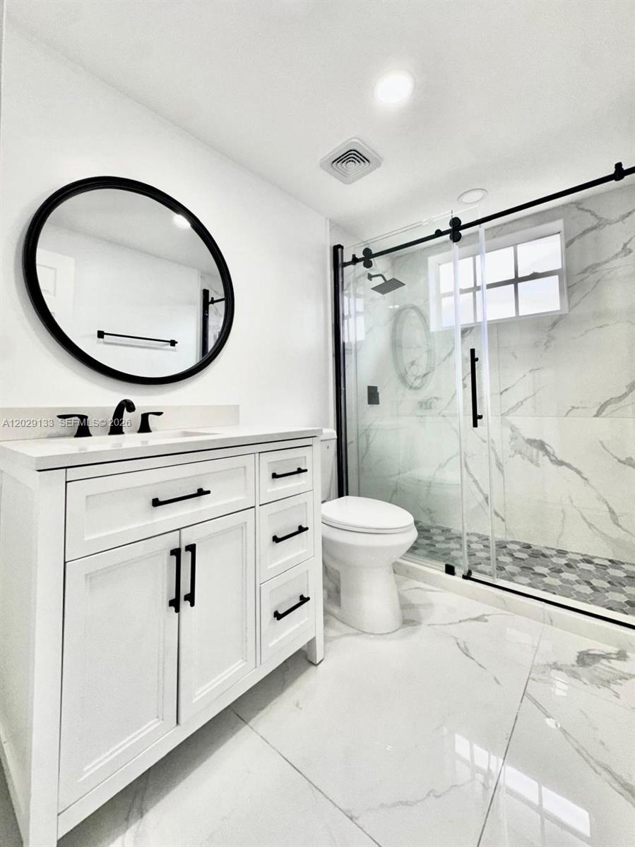 6TH ADDN TO HIALEAH - Residential Lease