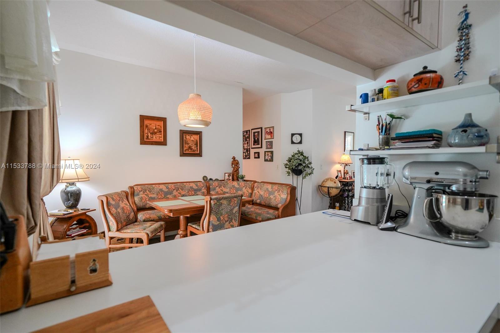 PEBBLE CREEK AT JACARANDA - Residential