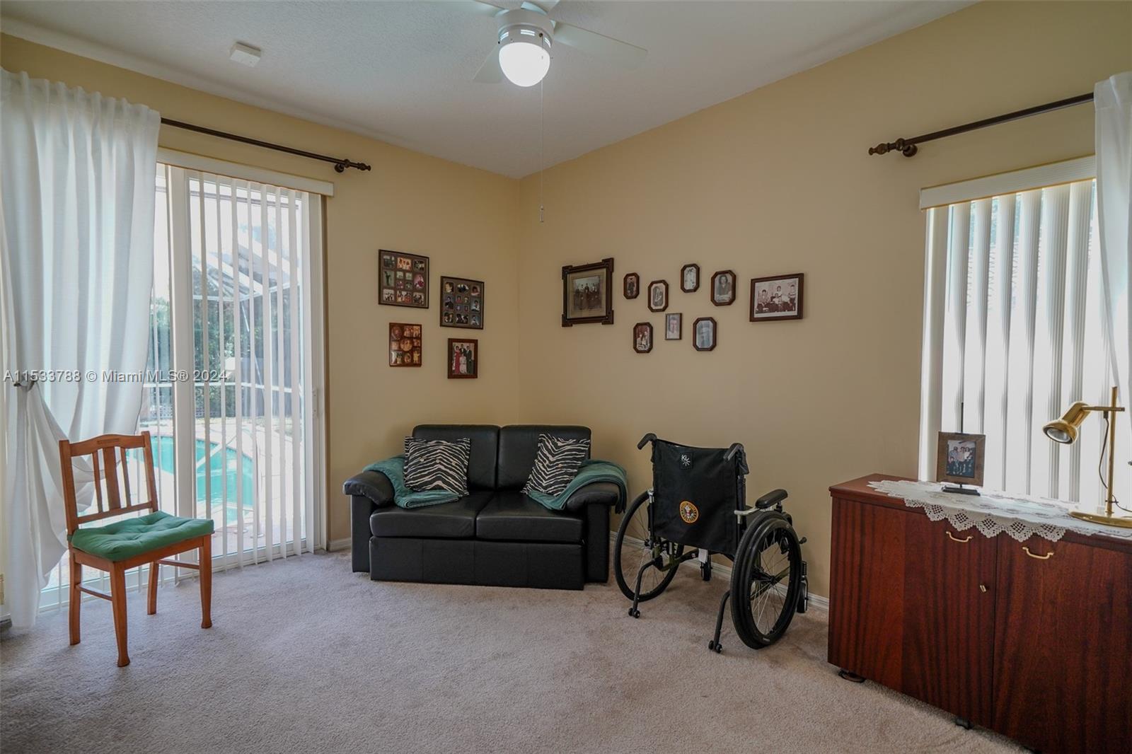 PEBBLE CREEK AT JACARANDA - Residential