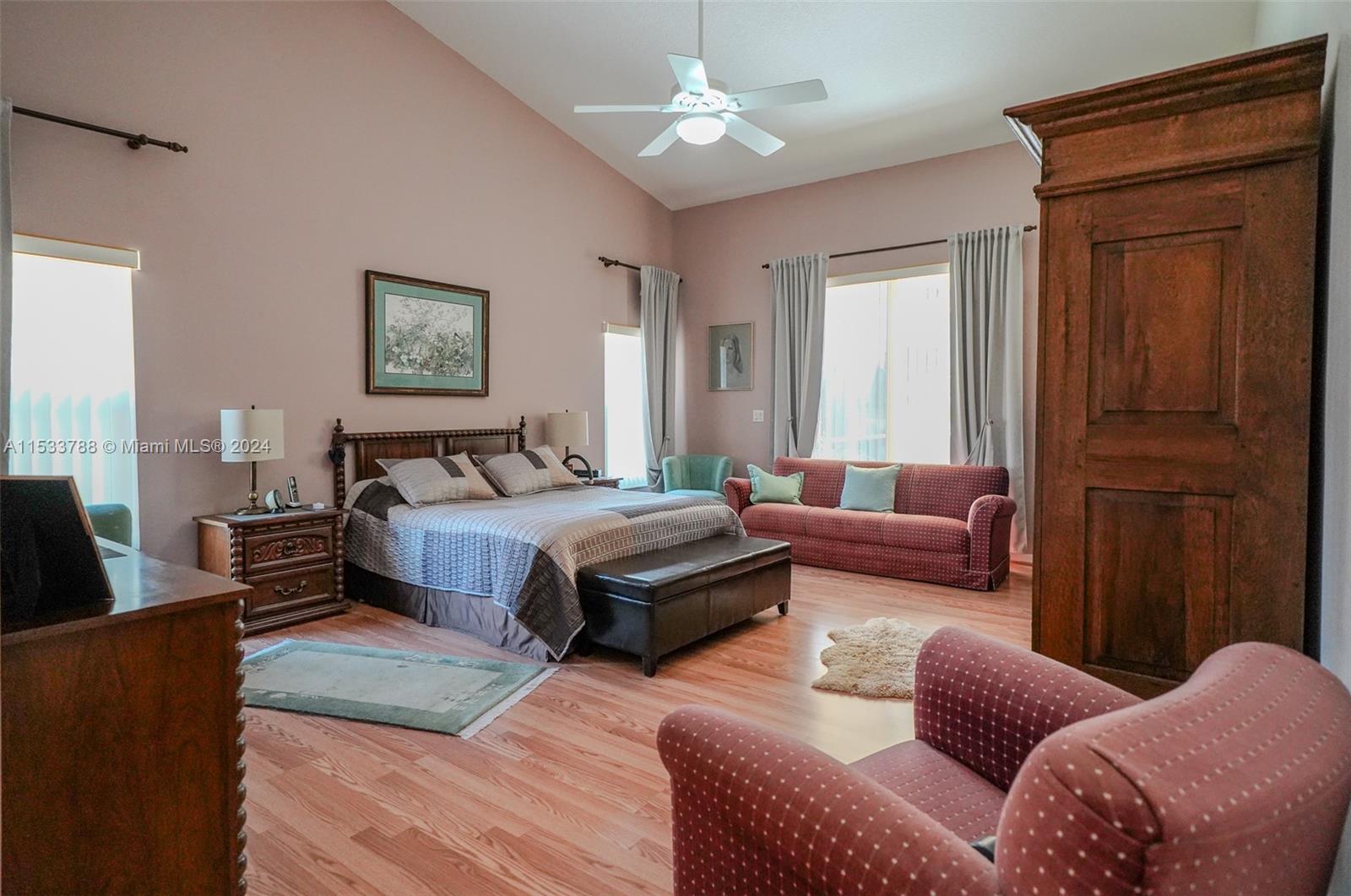 PEBBLE CREEK AT JACARANDA - Residential