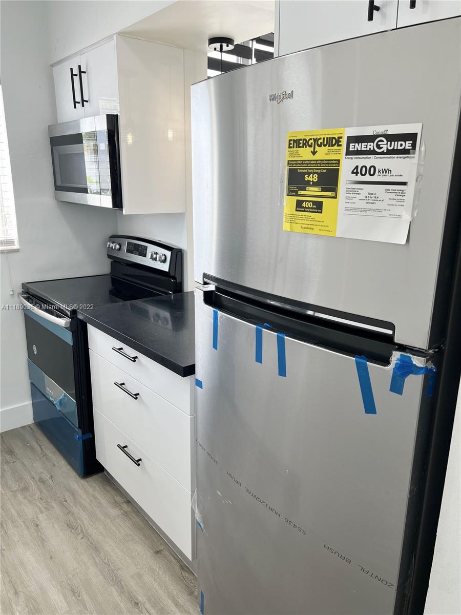 ISLE OF NORMANDY MIAMI VI - Residential Lease