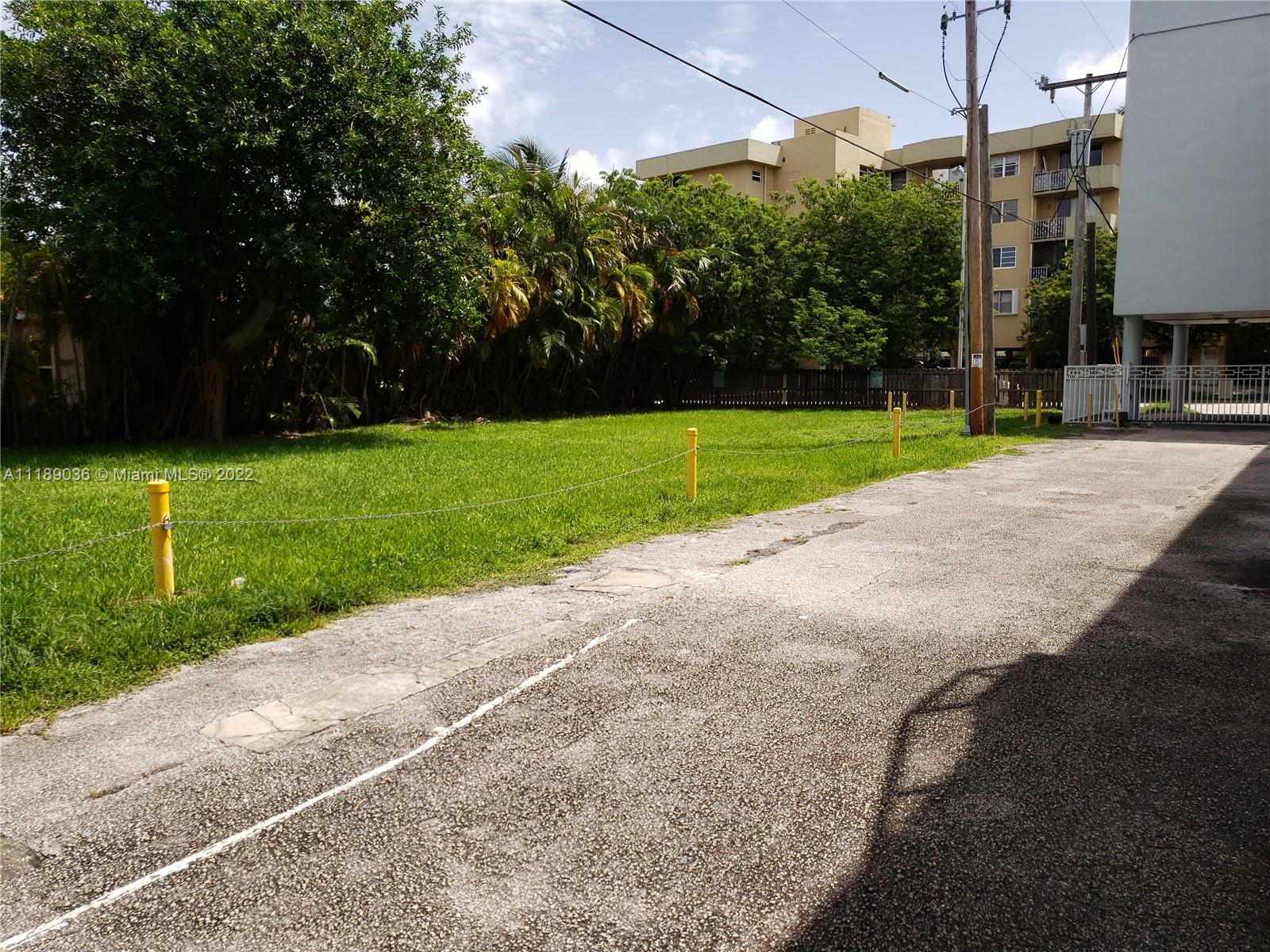 ISLE OF NORMANDY MIAMI VI - Residential Lease