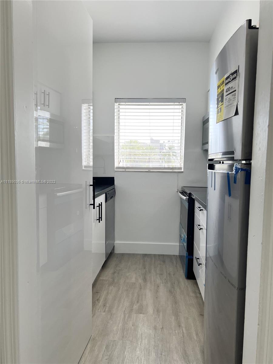ISLE OF NORMANDY MIAMI VI - Residential Lease