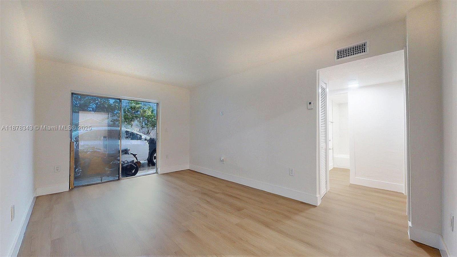 CITY OF MIAMI SOUTH - Residential Lease