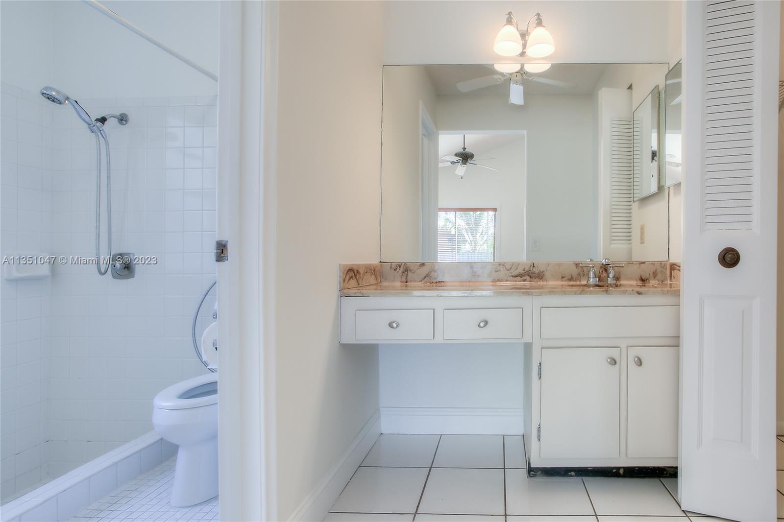CROSSINGS SEC 3 THE - Residential Lease