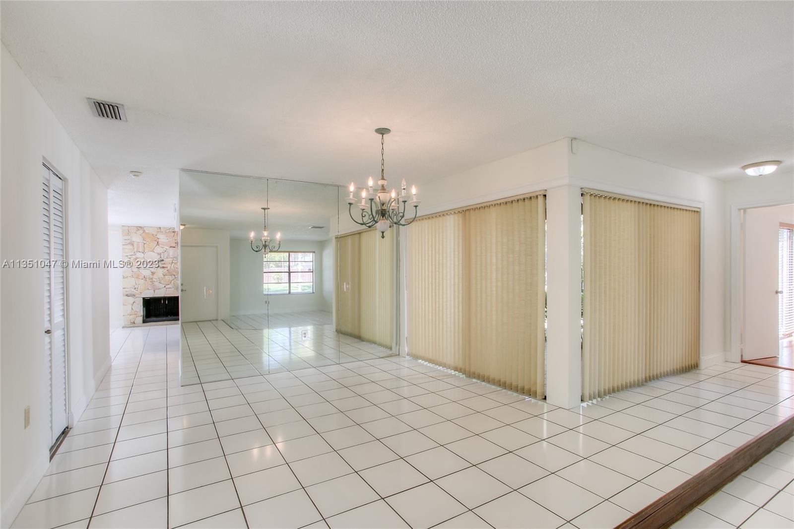 CROSSINGS SEC 3 THE - Residential Lease