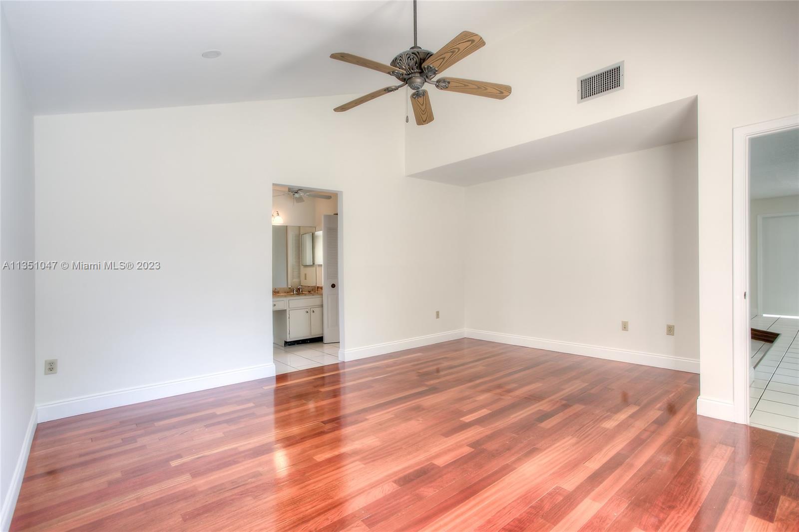 CROSSINGS SEC 3 THE - Residential Lease