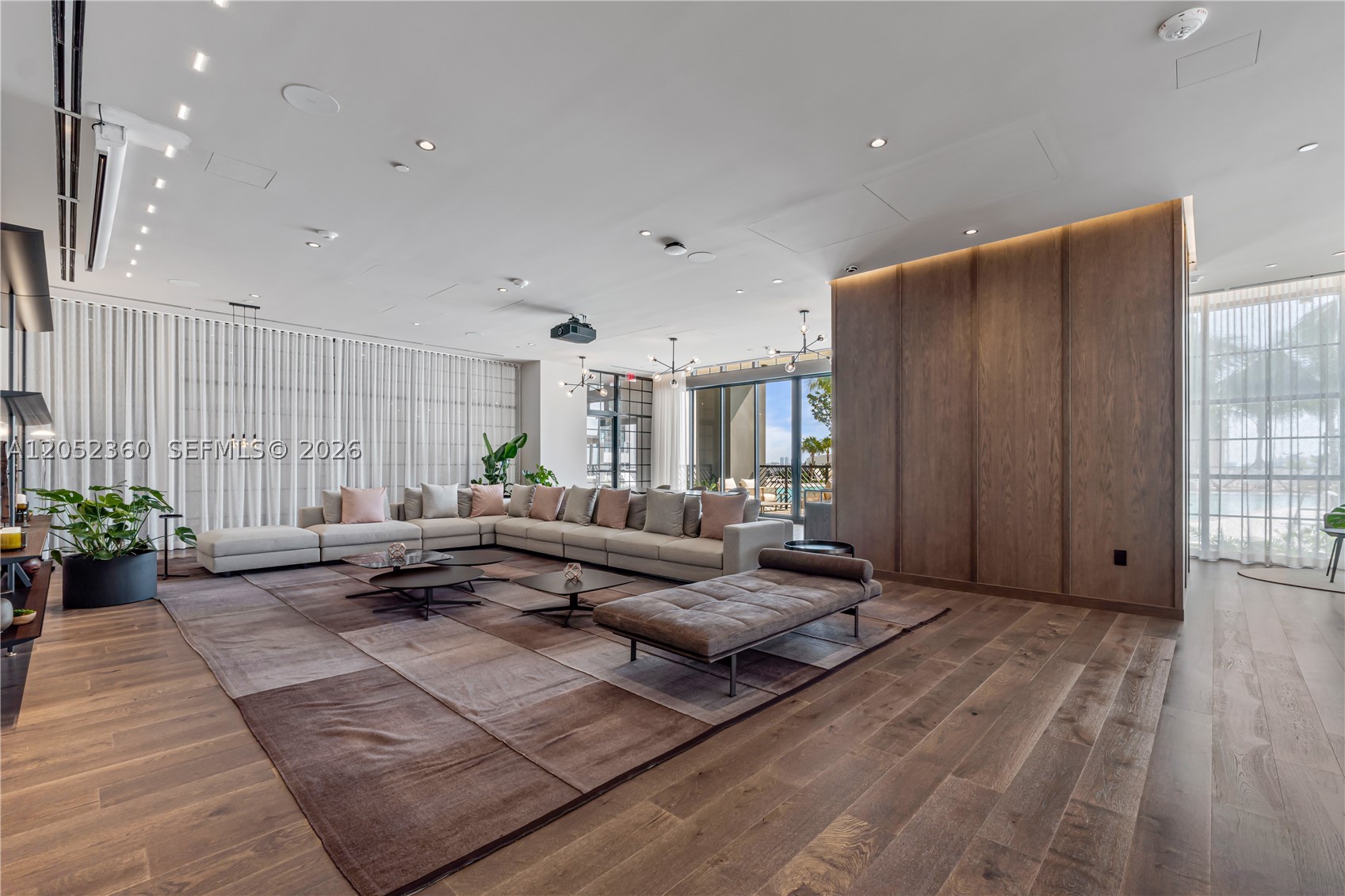 159 NE 6TH STREET CONDO - Residential