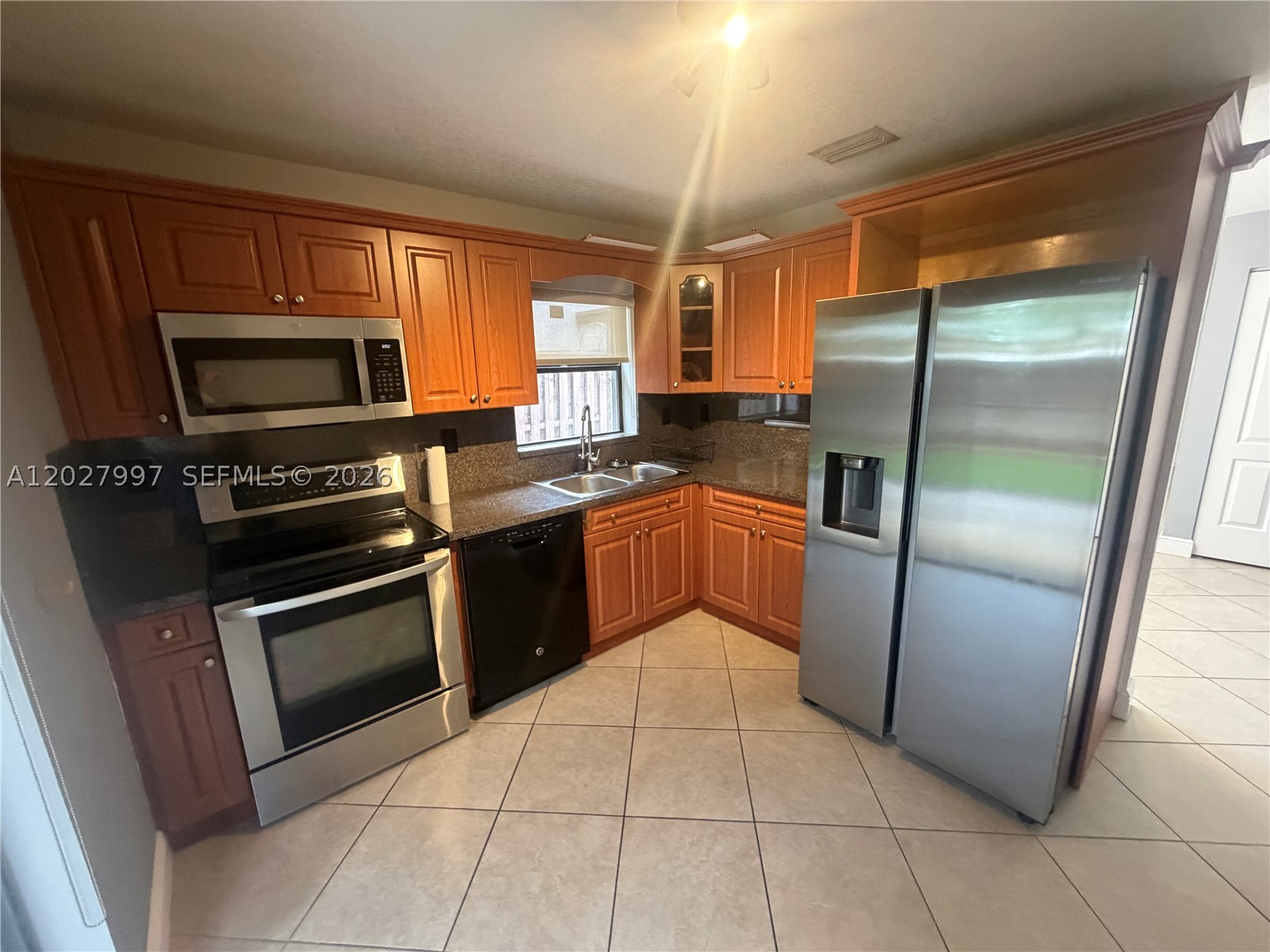 WOODGATE - Residential Lease