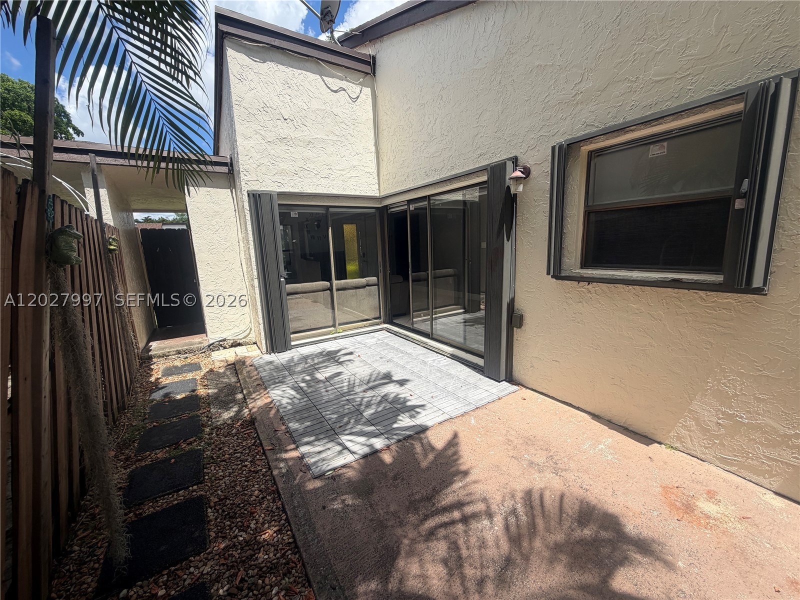 WOODGATE - Residential Lease