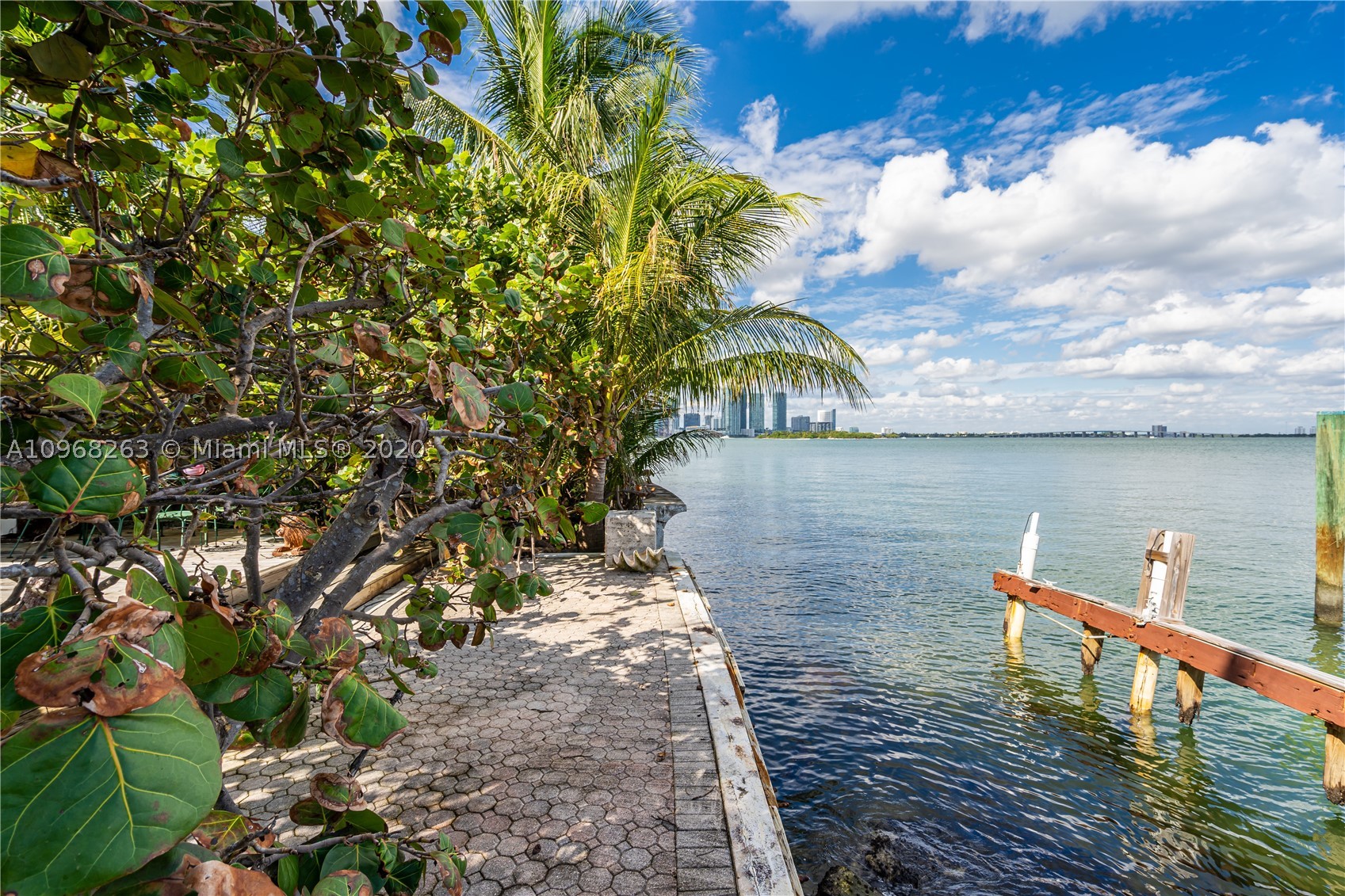BISCAYNE ISL - Residential