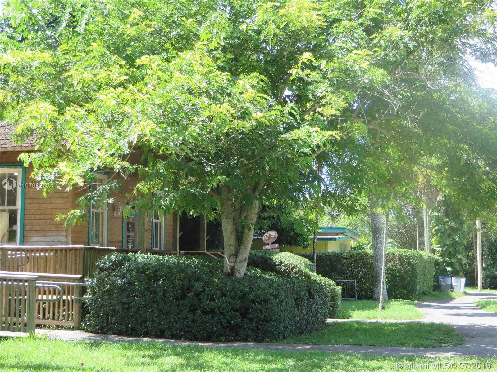 The Redland - Land