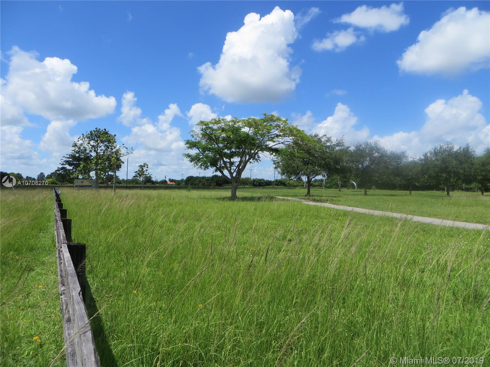 The Redland - Land