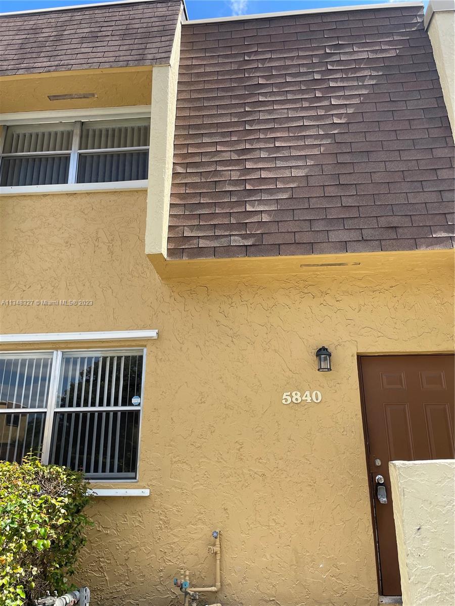 Great 3/2.5 townhouse in the heart of Lauderhill.  Home is well maintained.  This could make a great family home or investment.  High demand area, easily rented for top dollar.  Association takes care of common area, water included and roof repairs as well.  Close to major highways, schools and shopping.  Don't miss it!