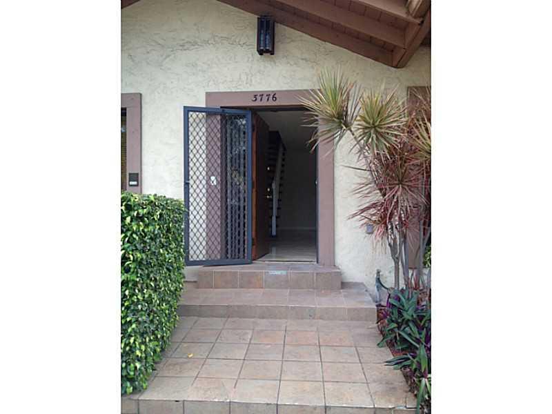 BEAUTIFUL WATERFRONT TOWNHOME IN EASTERN SHORES.  35 FEET DOCK INCLUDED. OCEAN ACCESS - NO FIXED BRIDGES TO OCEAN.  TOTALLY RENOVATED INTERIOR.  MARBLE FLOORS DOWNSTAIRS.  KITCHEN OPEN TO FAMILY ROOM WHICH OVERLOOKS WATER.  HIGH CEILINGS. COMPLEX HAS A TO TALLY RENOVATED POOL AND COMPLEX WILL BE PAINTED IN FEB 2015.  EAST TO SHOW - GREAT PROPERTY.