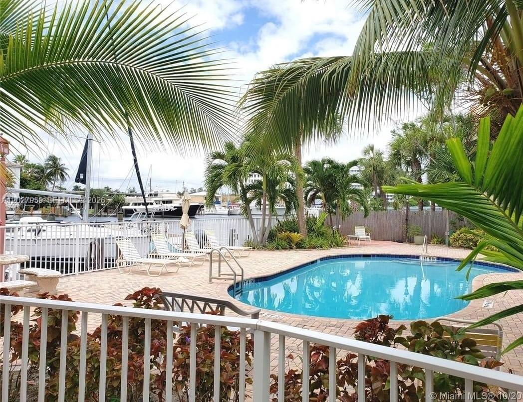 MIDDLE RIVER VILLAS CONDO - Residential Lease