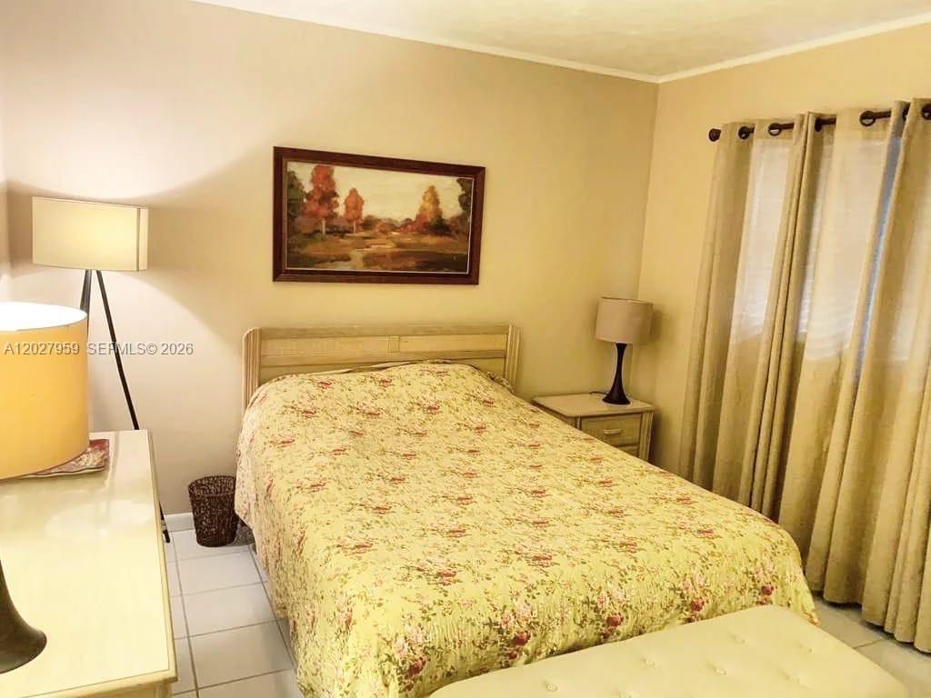 MIDDLE RIVER VILLAS CONDO - Residential Lease