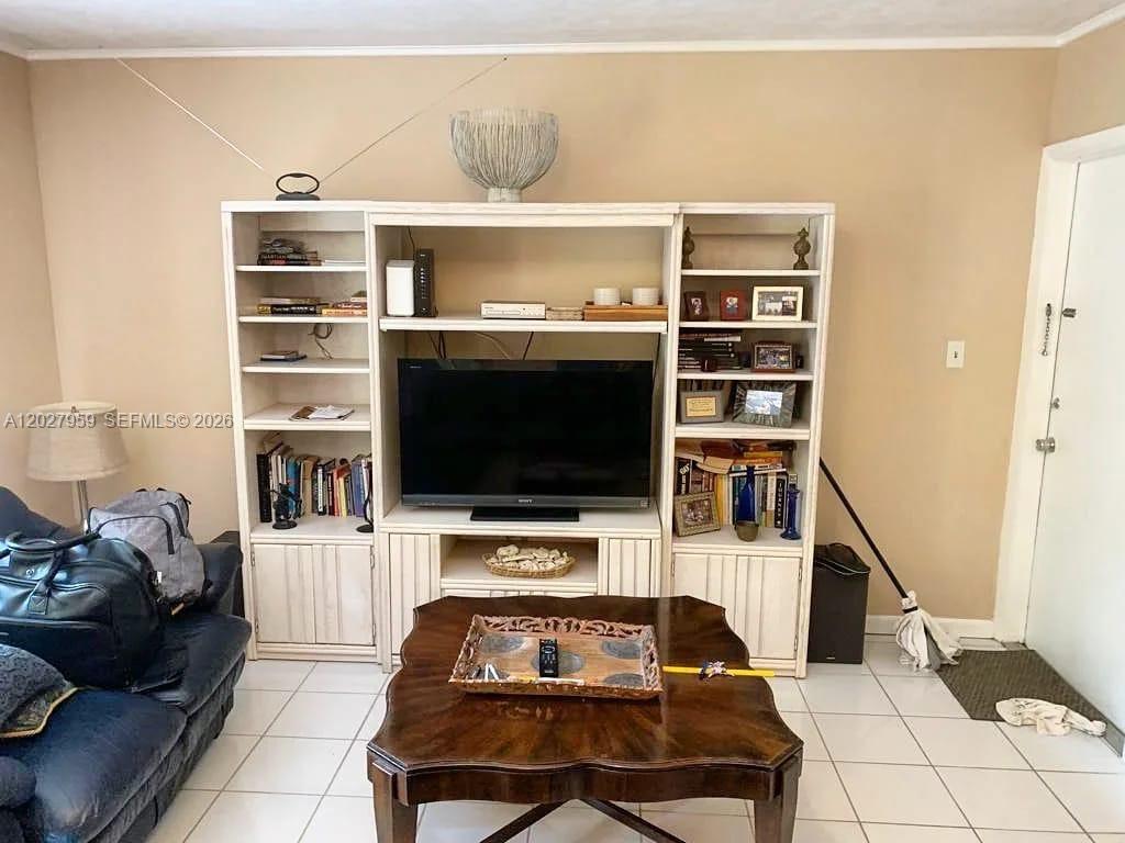 MIDDLE RIVER VILLAS CONDO - Residential Lease
