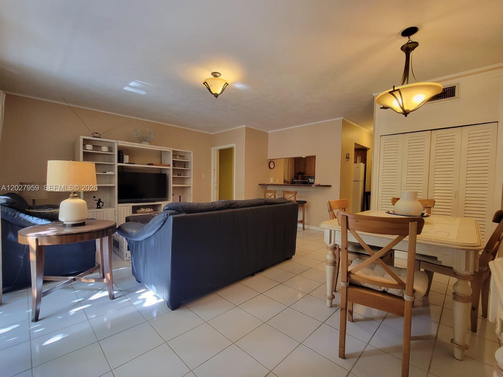 MIDDLE RIVER VILLAS CONDO - Residential Lease