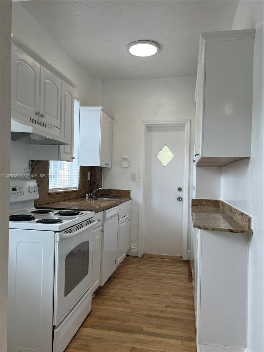 OCEAN BEACH ADDN NO 3 - Residential Lease