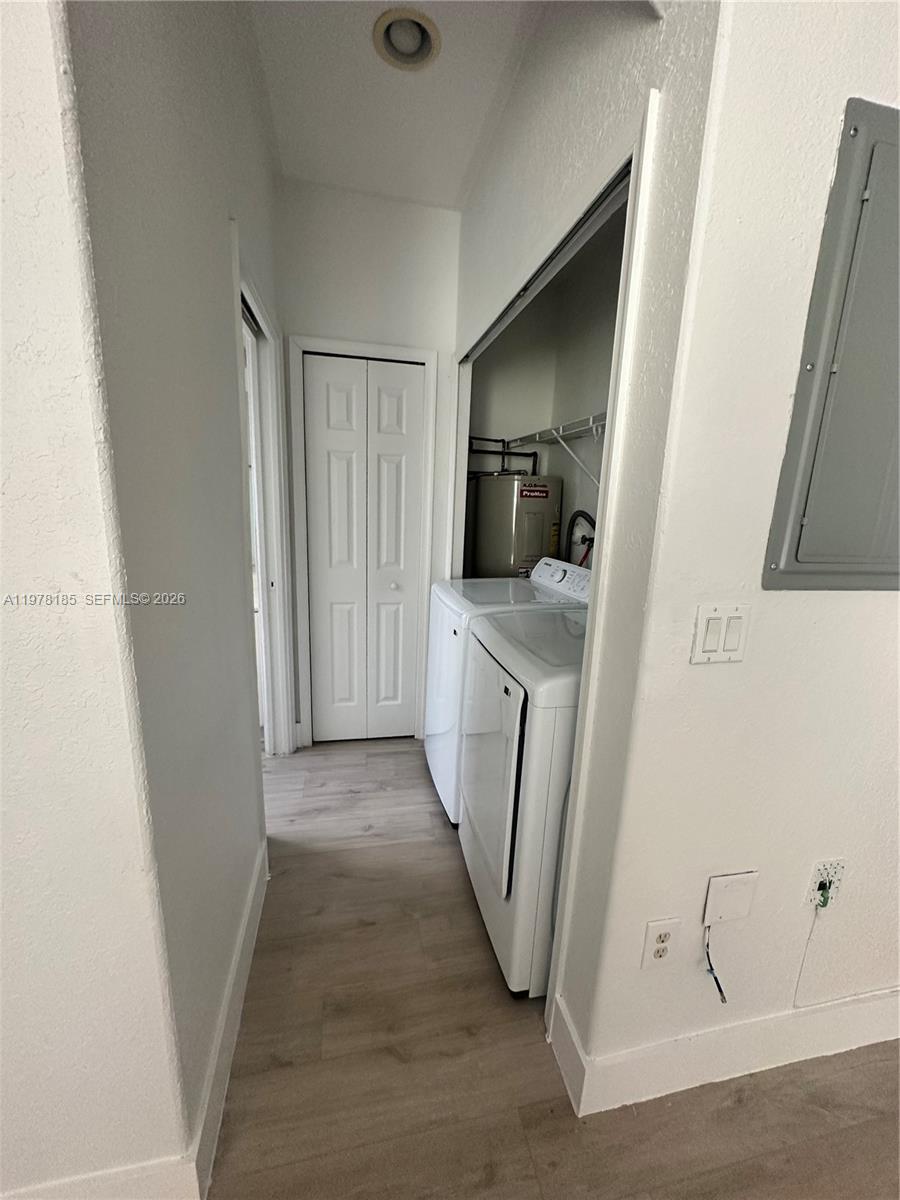 SHOMA TOWNHOMES AT KEYSCO - Residential Lease