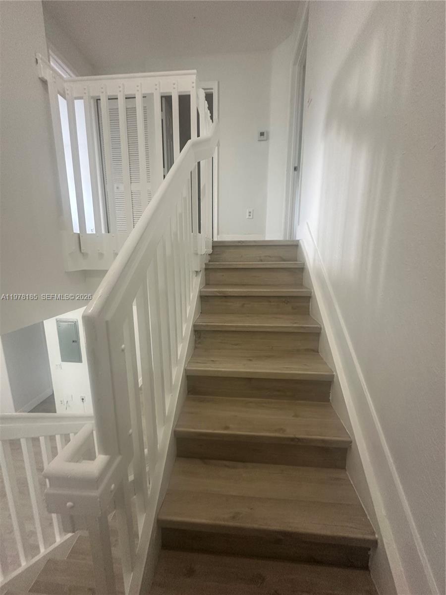 SHOMA TOWNHOMES AT KEYSCO - Residential Lease