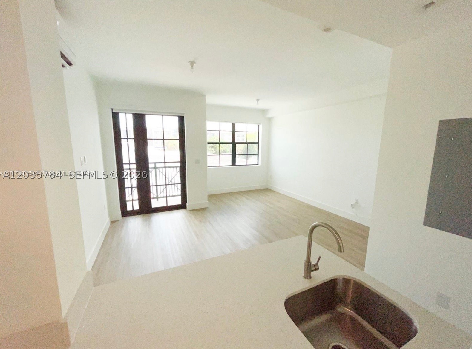 MAIN STREET LOFTS CONDO - Residential Lease