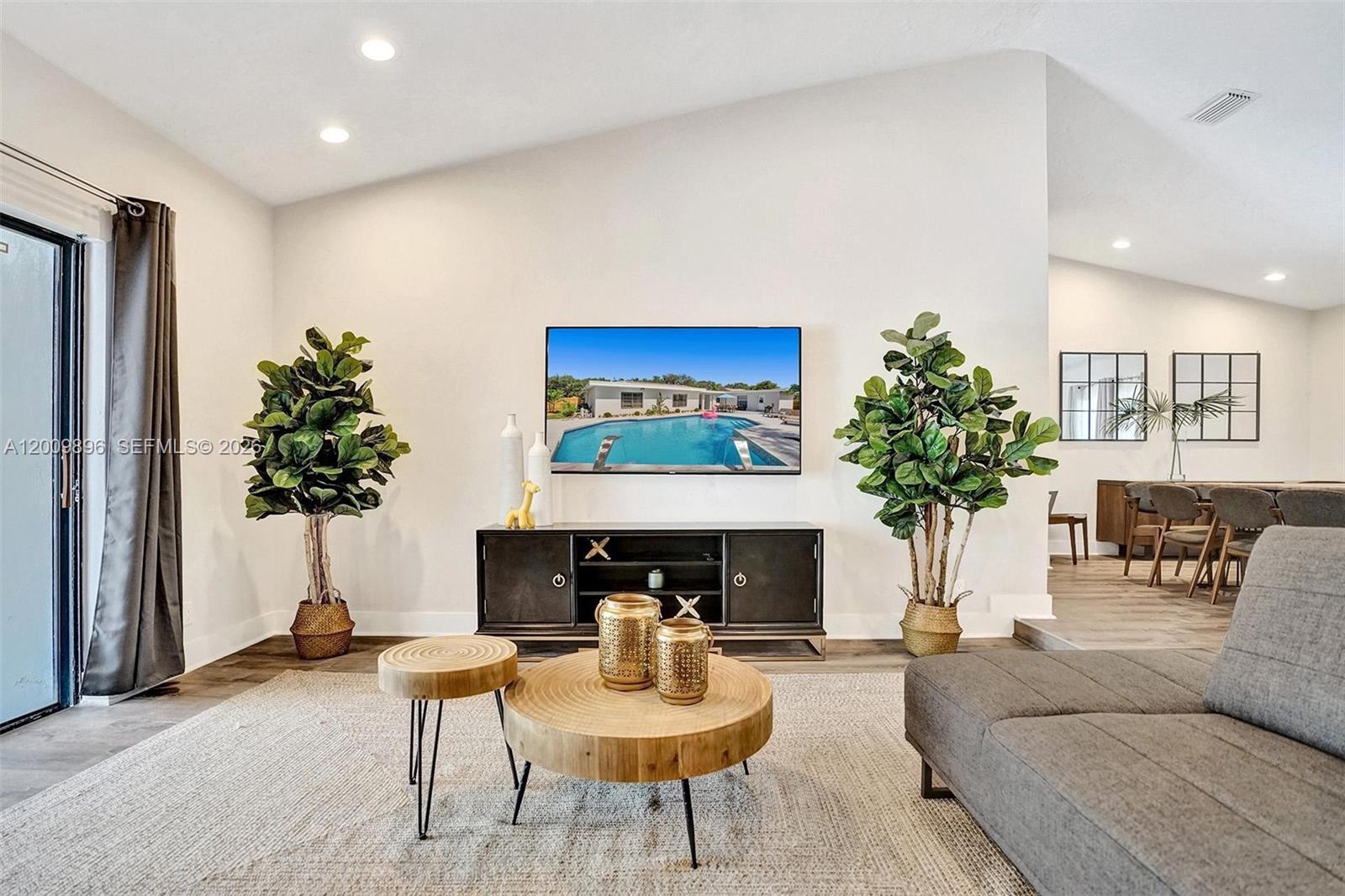 PLANTATION HARBOR FOURTH - Residential