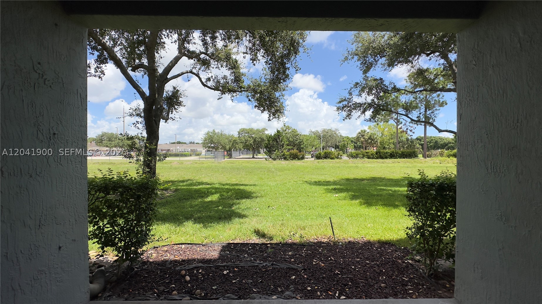MAGNOLIA BAY CONDOMIMIUM - Residential