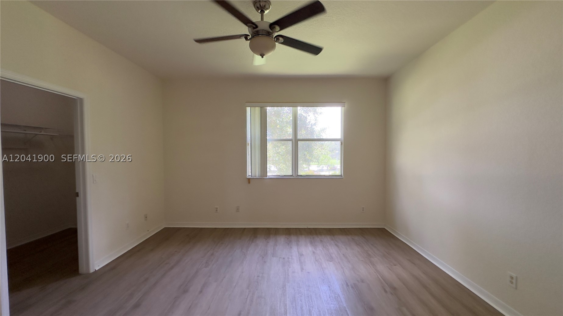 MAGNOLIA BAY CONDOMIMIUM - Residential