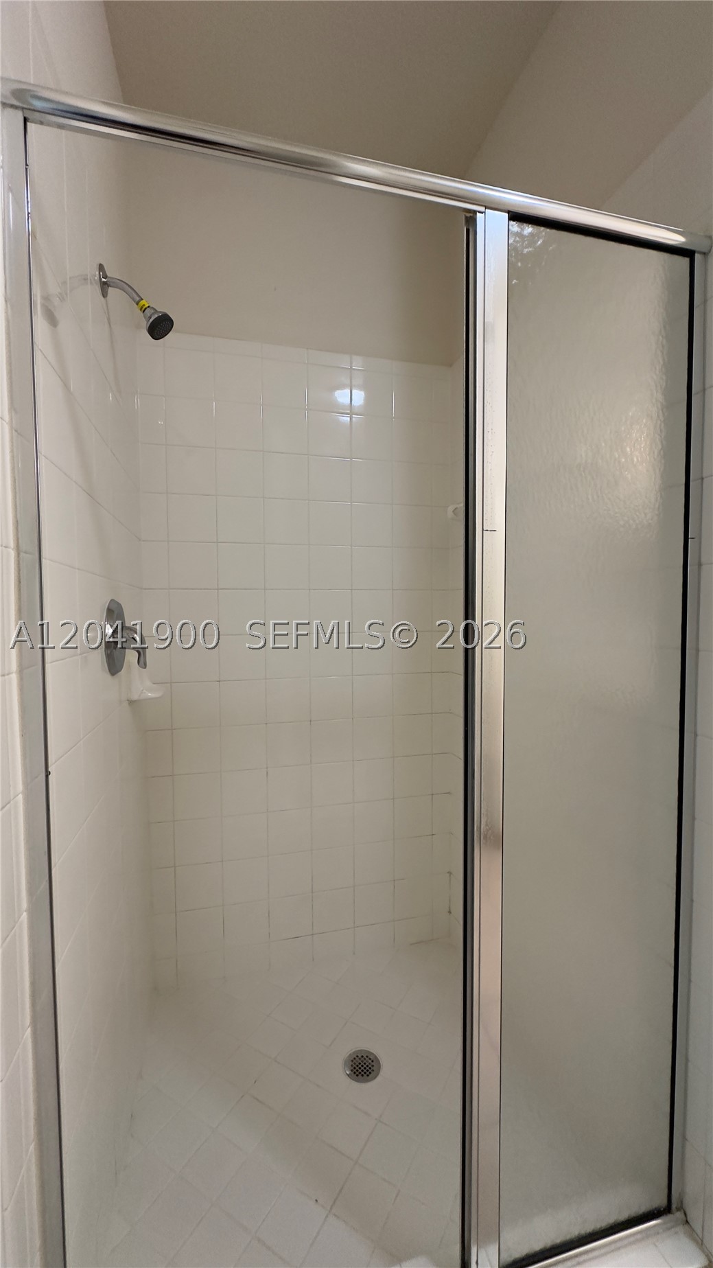 MAGNOLIA BAY CONDOMIMIUM - Residential