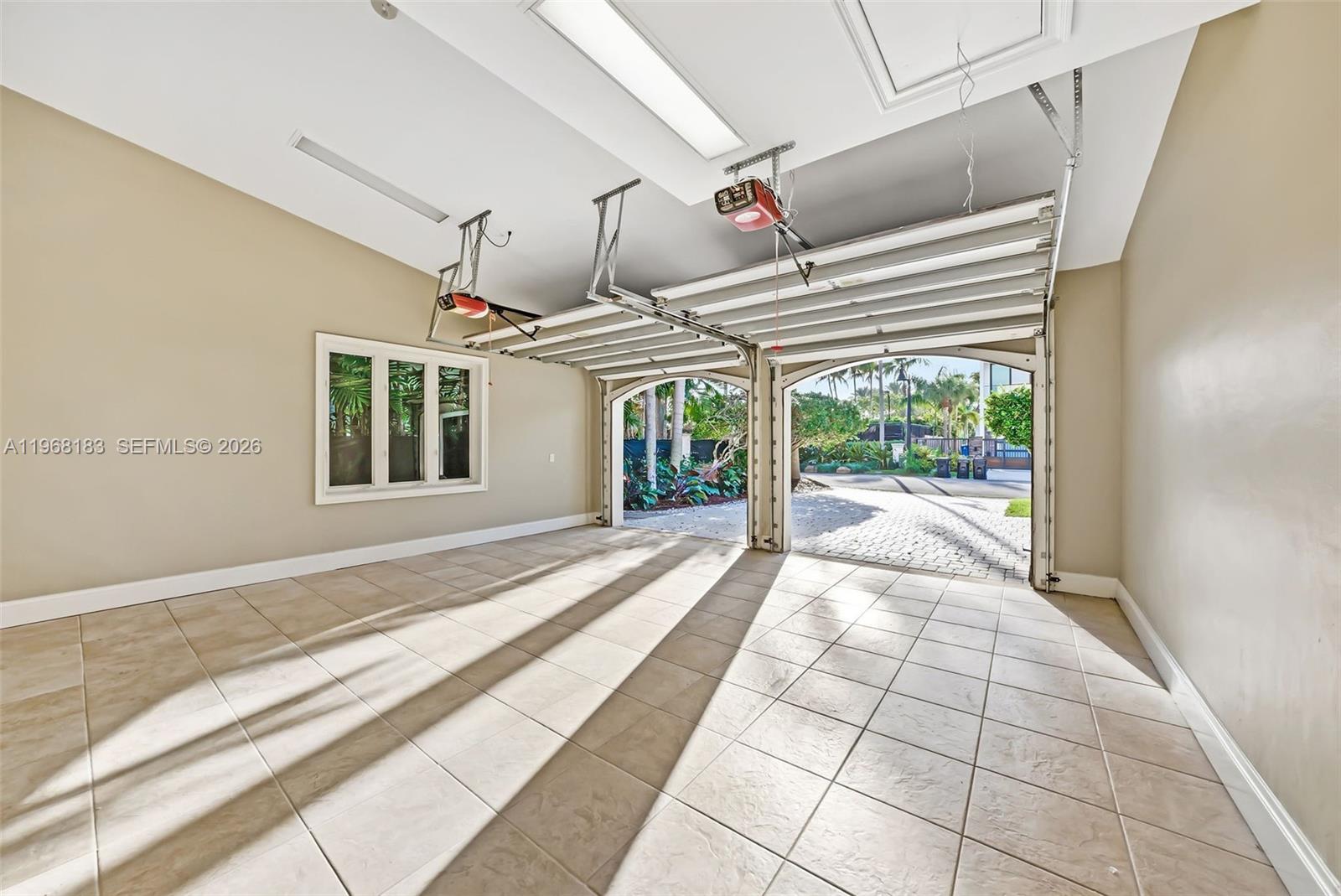 CORAL ISLES - Residential