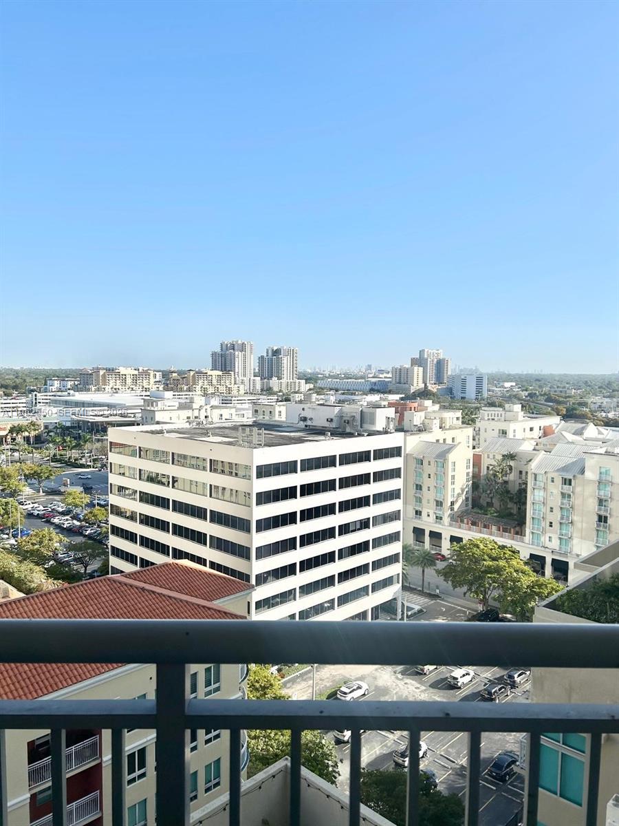 METROPOLIS II AT DADELAND - Residential