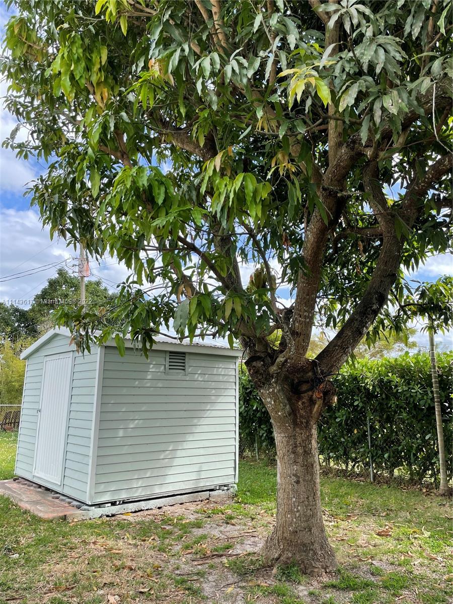 CENTRAL MIAMI PART 2 - Residential Lease